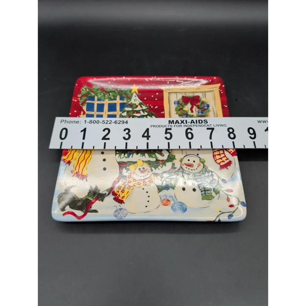 Nantucket Home For The Holidays 8-in Square Plate Snowman Family Terrier Tree